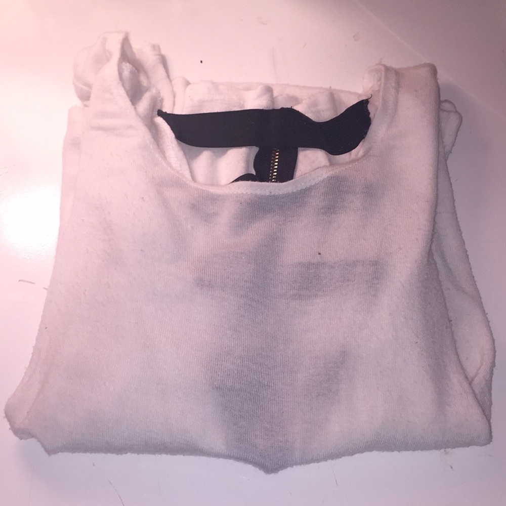 White Long Sleeve / Black Zipper Back